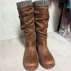 Women's size 8.5 Xappeal Chelsey brown boots